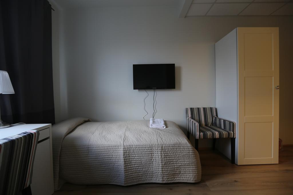 100 Iceland Hotel