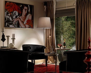 Best Western Plus Embassy Hotel