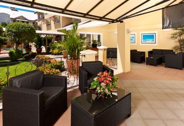 Cairns Queens Court