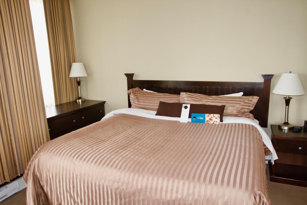 Century Plaza Hotel & Spa