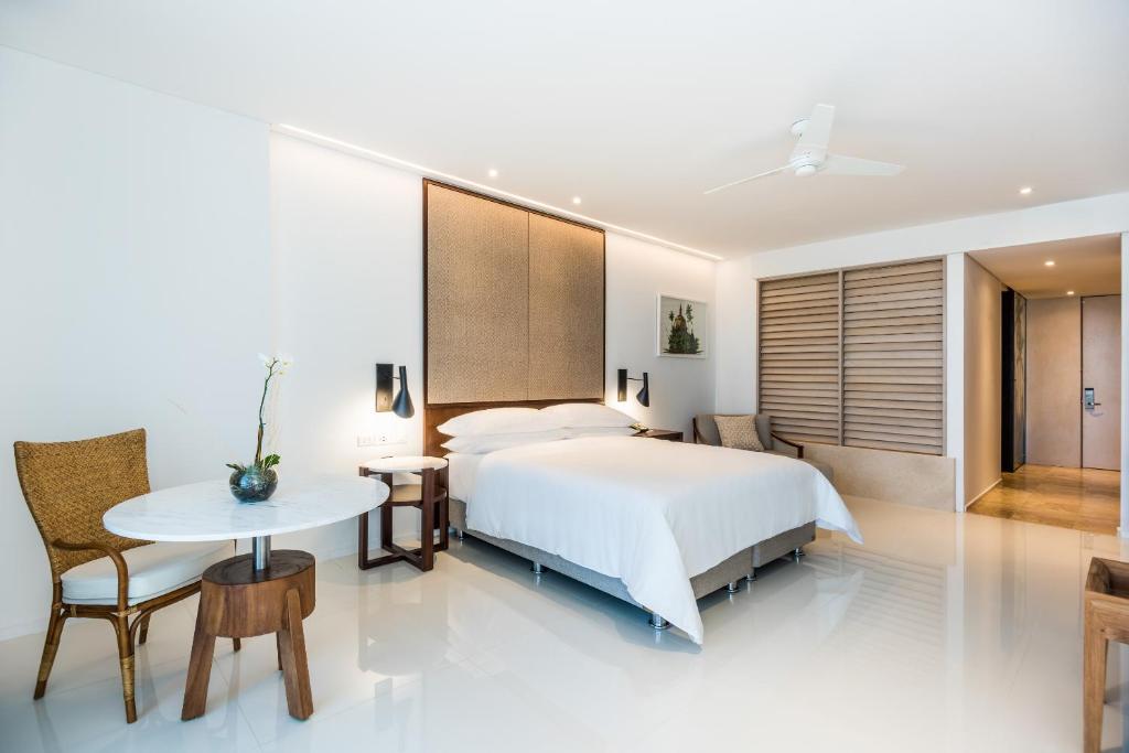 Conrad Cartagena by Hilton