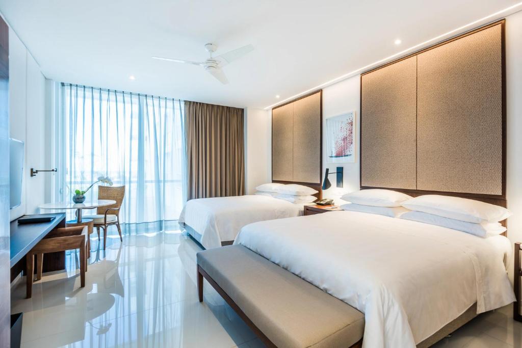 Conrad Cartagena by Hilton