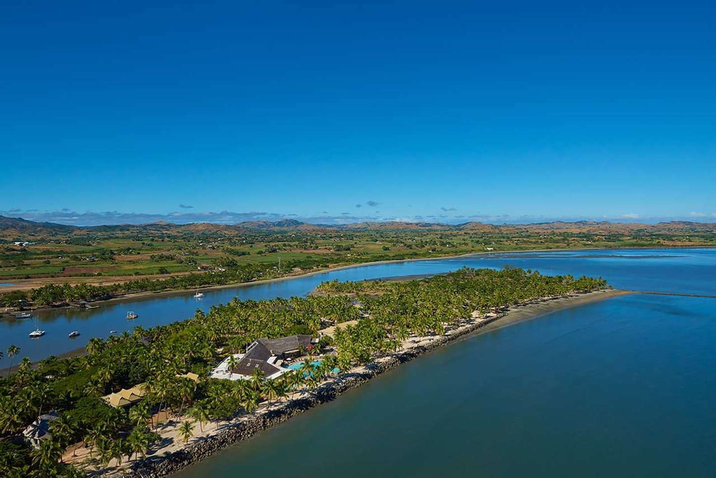 DoubleTree Resort by Hilton Hotel Fiji - Sonaisali Island