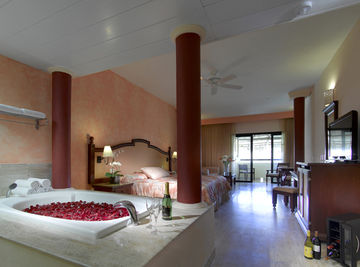 Grand Palladium Vallarta Resort & Spa