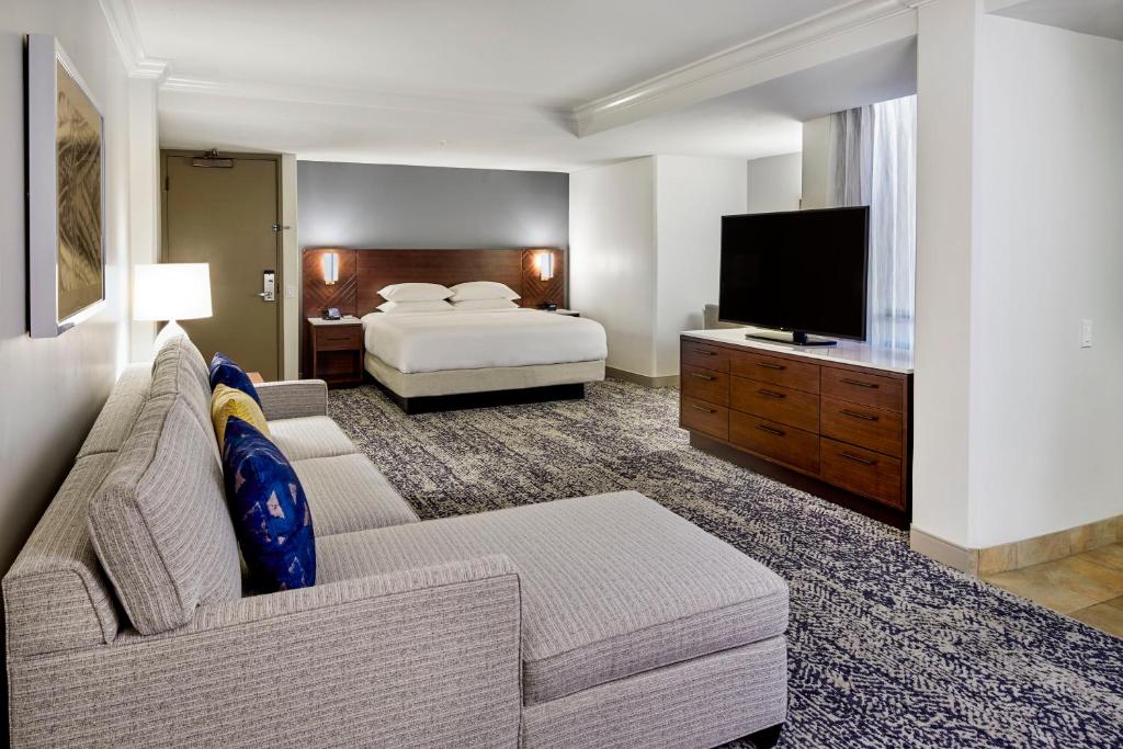 Hilton Hawaiian Village Waikiki Beach Resort