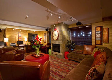 Hotel Belmont Vancouver (Formerly Comfort Inn)