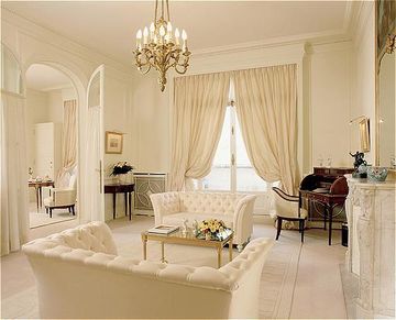 Hotel Raphael
