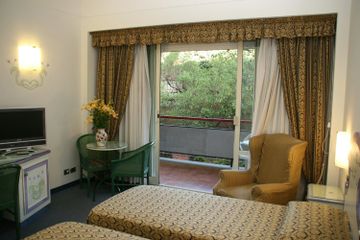 Hotel Shangri-La Roma (Formerly Shangri-la Corsetti)
