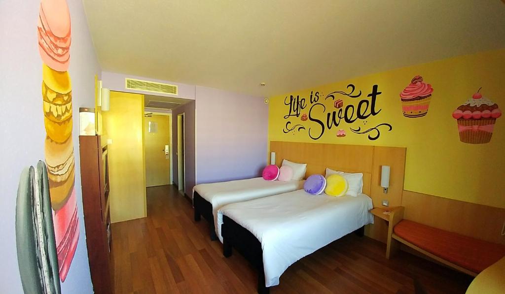 ibis Budapest Heroes Square