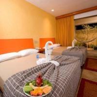 Los Patios Hotel