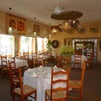 Los Patios Hotel