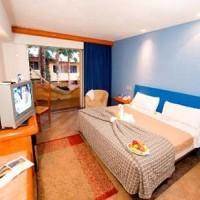 Los Patios Hotel
