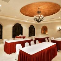 Marina Fiesta Resort & Spa, A La Carte
