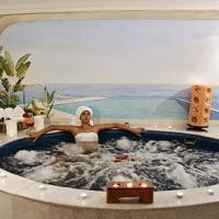 Marina Fiesta Resort & Spa, A La Carte