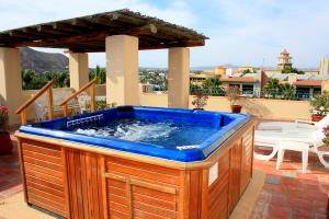 Marina Fiesta Resort & Spa, A La Carte