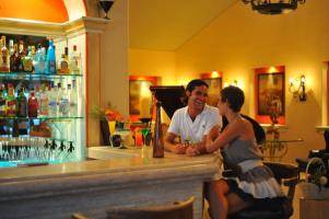 Marina Fiesta Resort & Spa, A La Carte