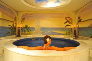 Marina Fiesta Resort & Spa, A La Carte