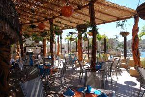 Marina Fiesta Resort & Spa, A La Carte