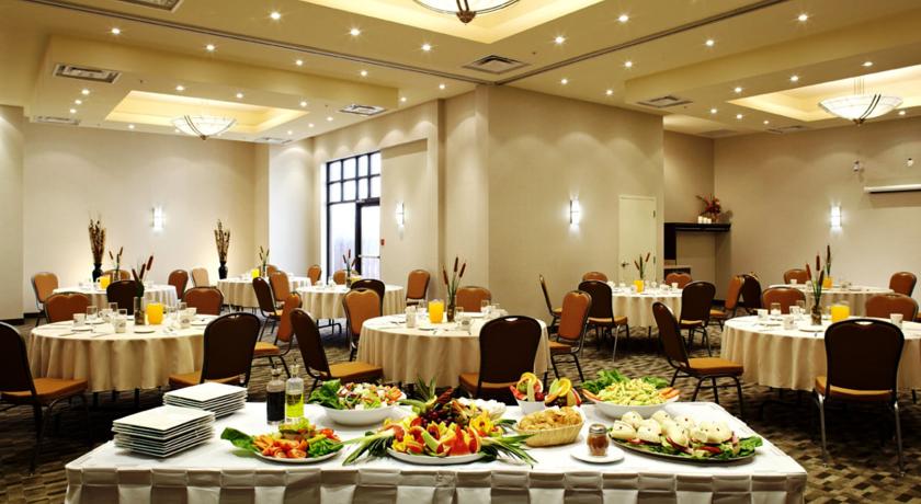 Quality Inn & Suites Brossard