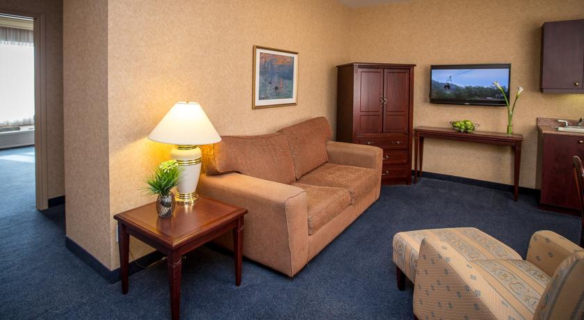 Quality Inn & Suites Brossard
