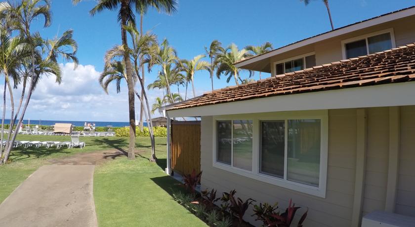 Royal Lahaina Resort
