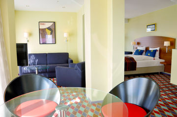 Tivoli Hotel