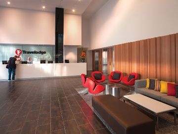 Travelodge Hotel Melbourne Docklands