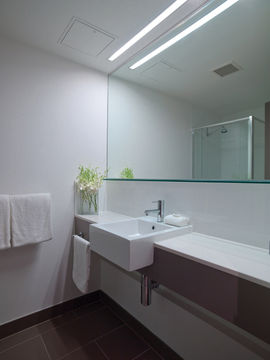 Travelodge Hotel Melbourne Docklands
