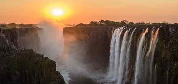 Discover South Africa and Victoria Falls