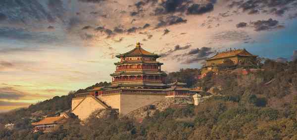 Essential China and Japan