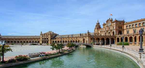 Essential Spain and Lisbon