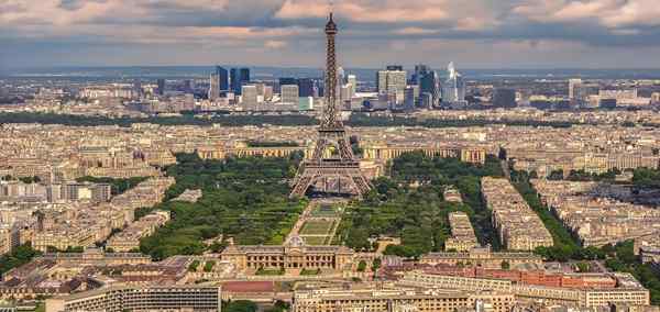 Picturesque Solo Paris Normandy and the Loire Valley Tour