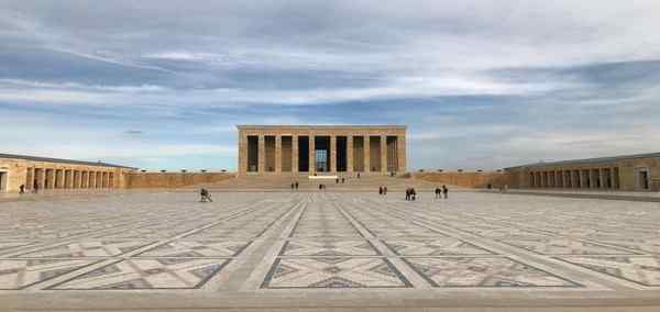 Treasures of Türkiye and Greece