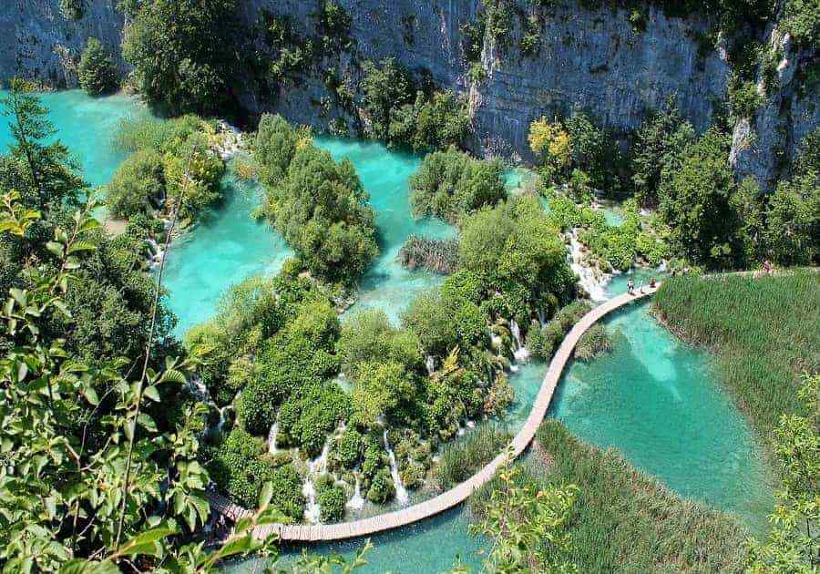 PLITVICE LAKE