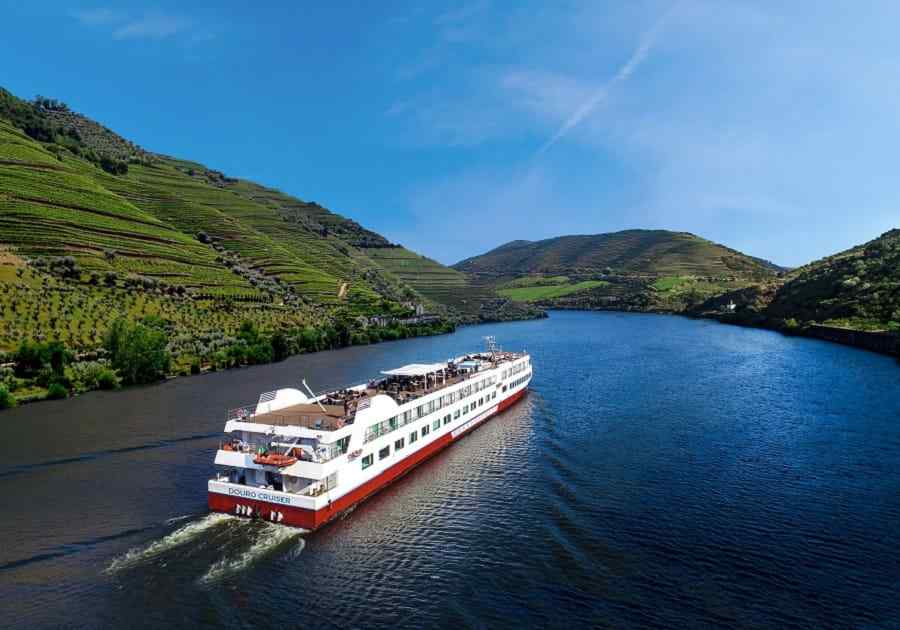 Magicaldourocruise