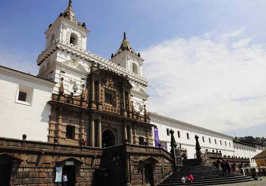 Highlights of Quito & Galapagos Cruise 2