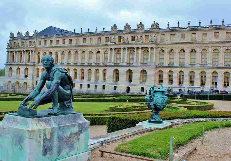 Versailles