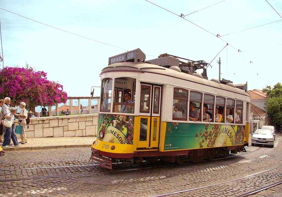 tram