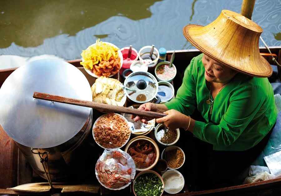 DamnoenSaduakFloatingMarket 