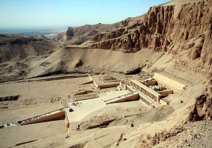 Essential Egypt